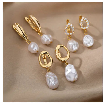 18K Gold-Plated Circle Pearl Earrings (One Pair)